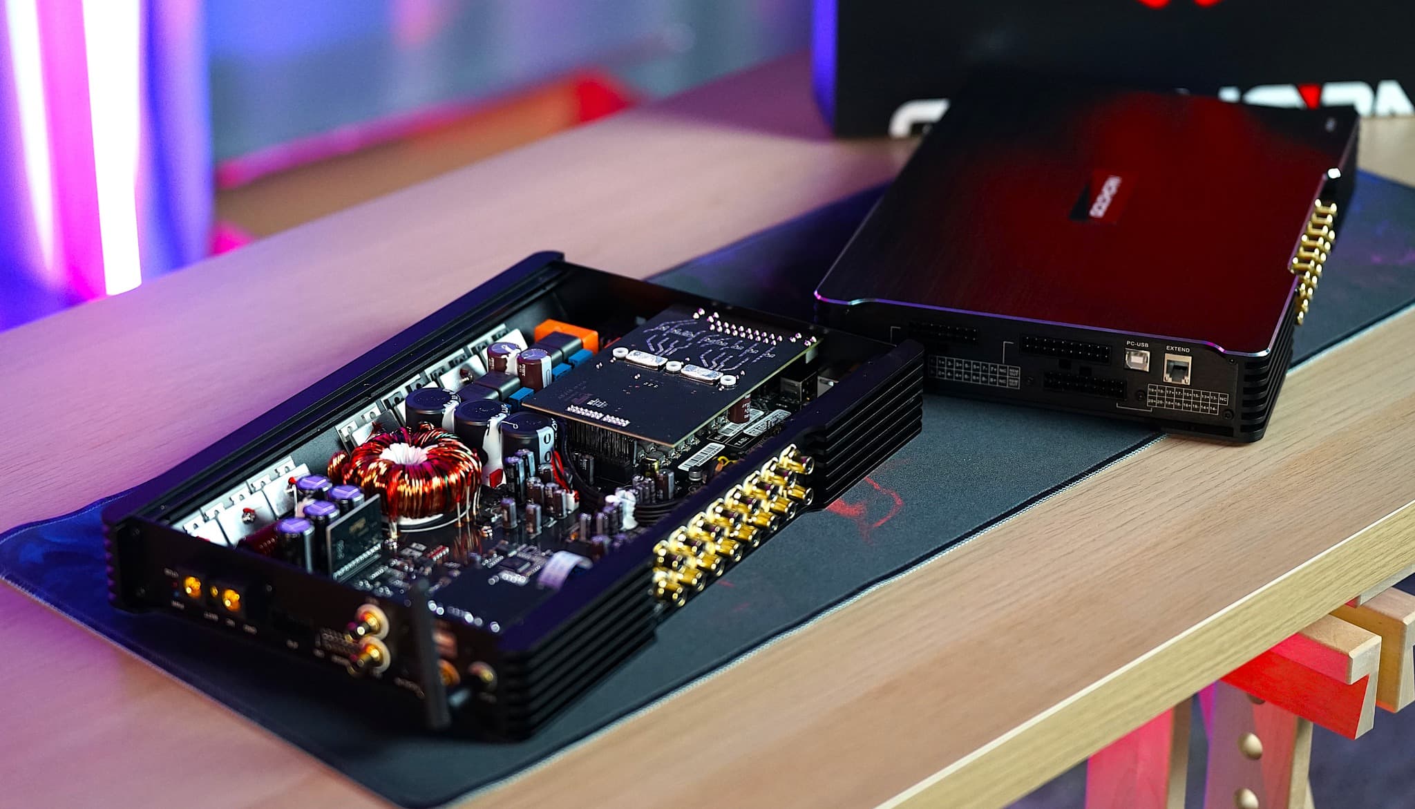 AB218 A²B DSP Amplifier - View 5